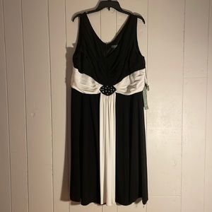 NWT Jessica Howard Evenings Black and White Dress 20W